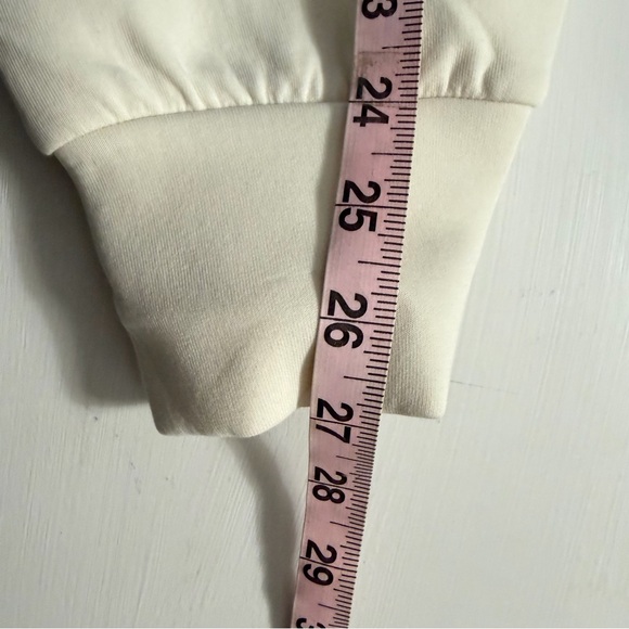 Alphalete Elmts Women's White Knit Cuffed Jogger Pants Size Medium 41624 - Picture 9 of 10